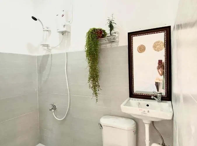 Flat W/ Netflix Near Airport And Beach! Lapu-Lapu City